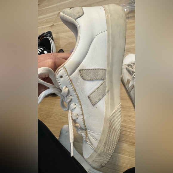 Veja Women's White and Tan Sneakers - Picture 4 of 6